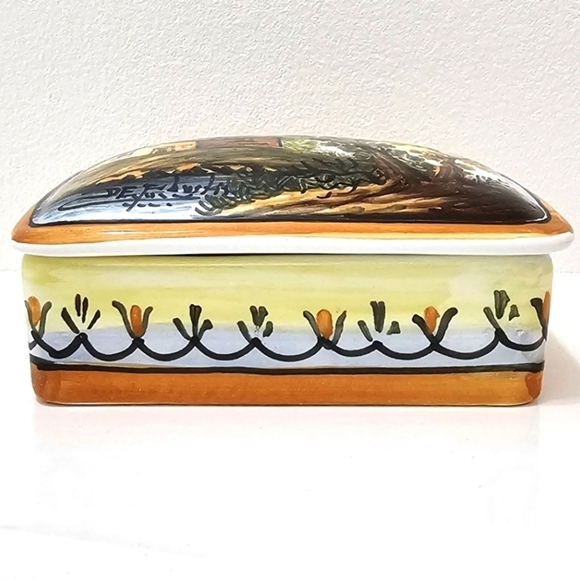 Vintage Painted Ceramic Jewelry Box - Picture 5 of 13